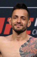 Хенрй Брионес