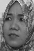 Три Априйанингсих