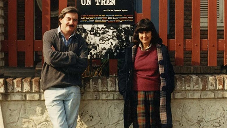 кадр из фильма Cien niños esperando un tren