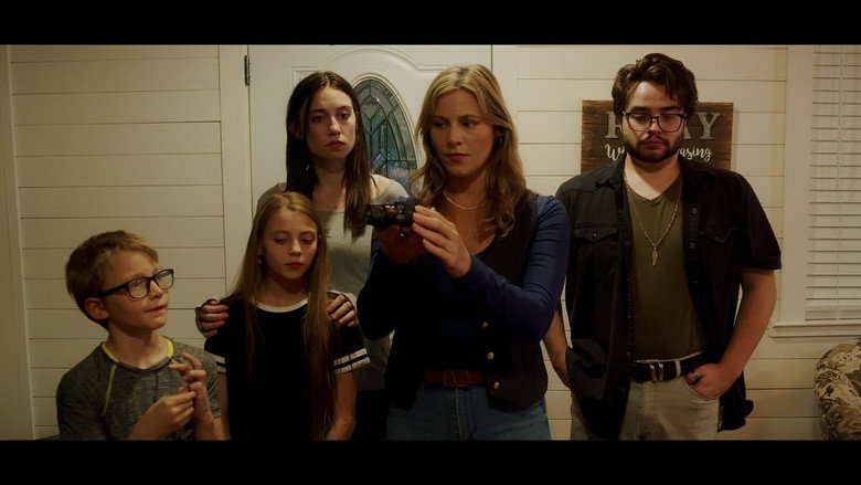 кадр из фильма EPISODE 12