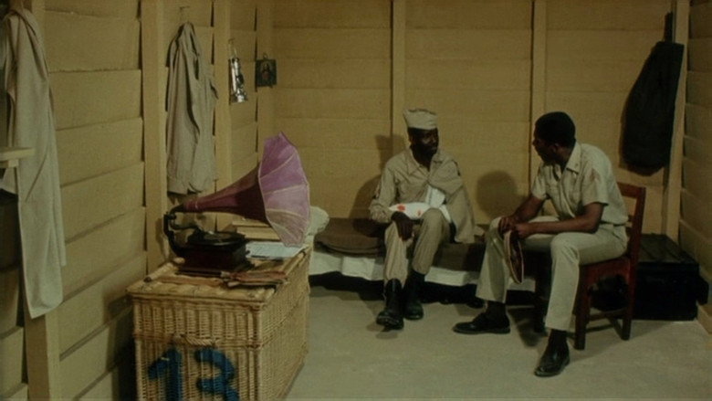 кадр из фильма Camp de Thiaroye