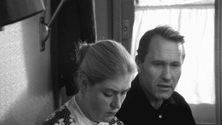 кадр из фильма Печки-лавочки