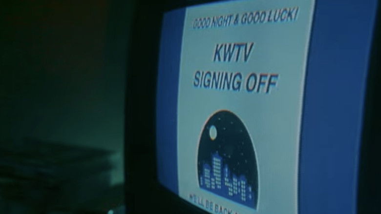 кадр из фильма Signing Off