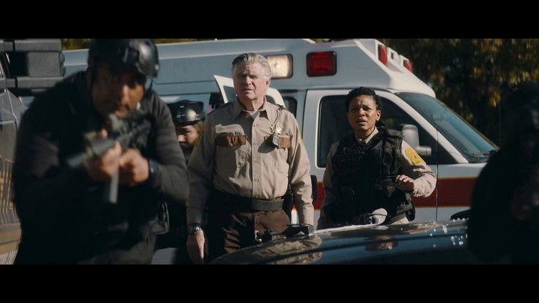 кадр из фильма Беги, прячься, бей