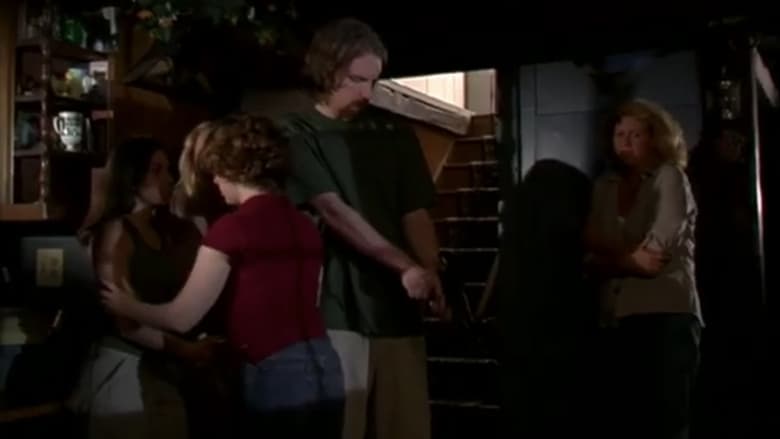 кадр из фильма Остров хищника