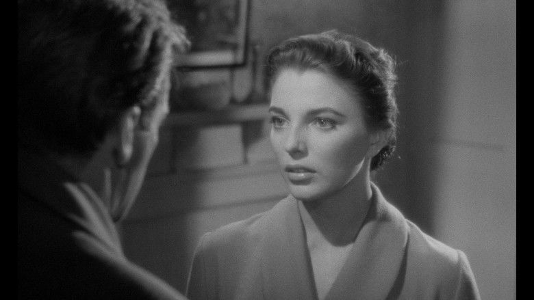 кадр из фильма The Good Die Young