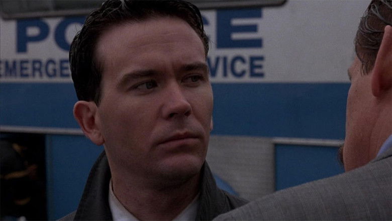 кадр из фильма Вопросы и ответы