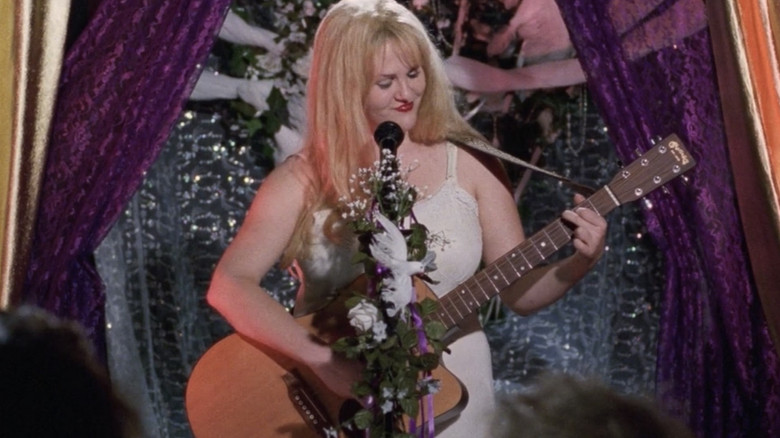 кадр из фильма Джипси 83