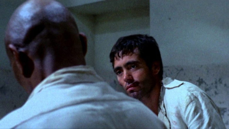 кадр из фильма Сидящий по правую руку