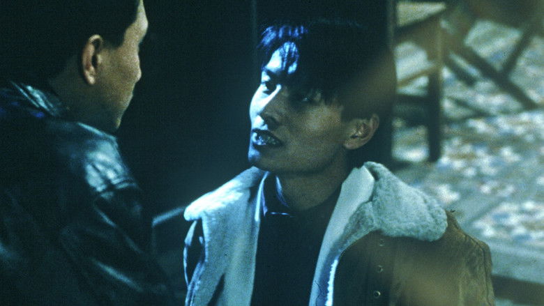 кадр из фильма Восточный дворец, западный дворец