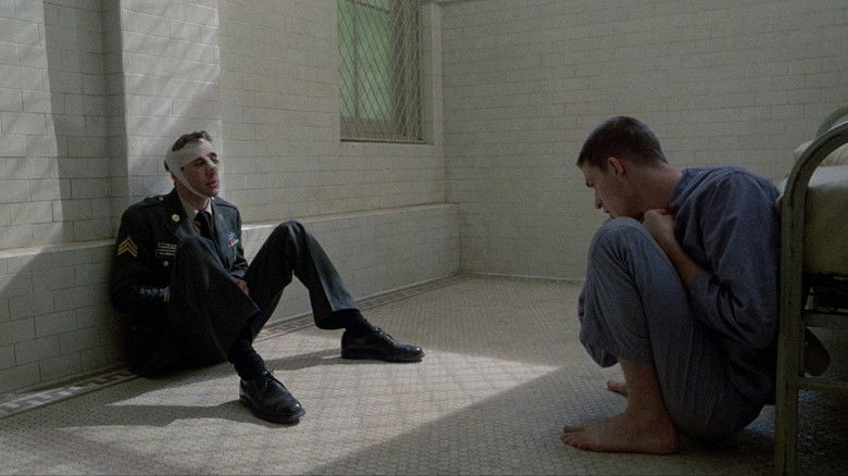 кадр из фильма Птаха