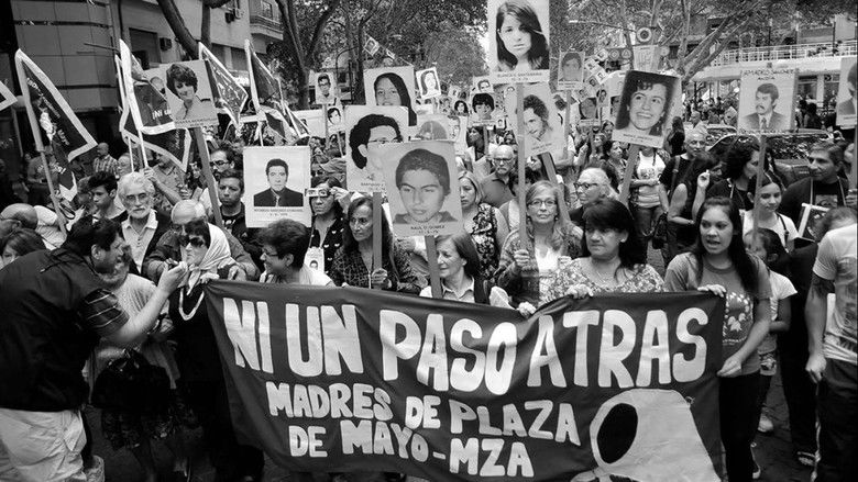 кадр из фильма El mal absoluto