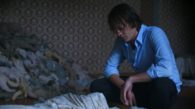 кадр из фильма Скрытые