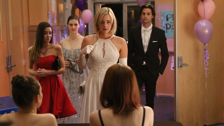 кадр из фильма Psycho Prom Queen