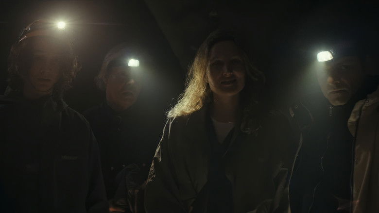 кадр из фильма Тайна Хеопса