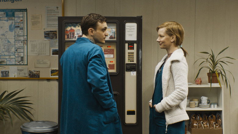 кадр из фильма Между рядами