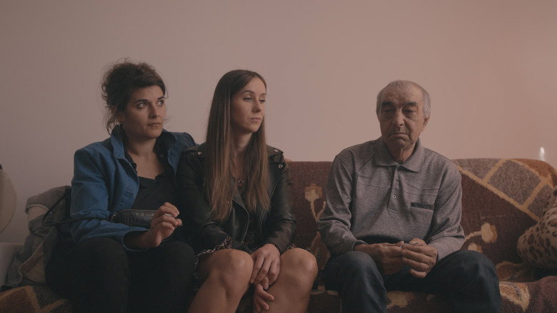 кадр из фильма Something Familiar