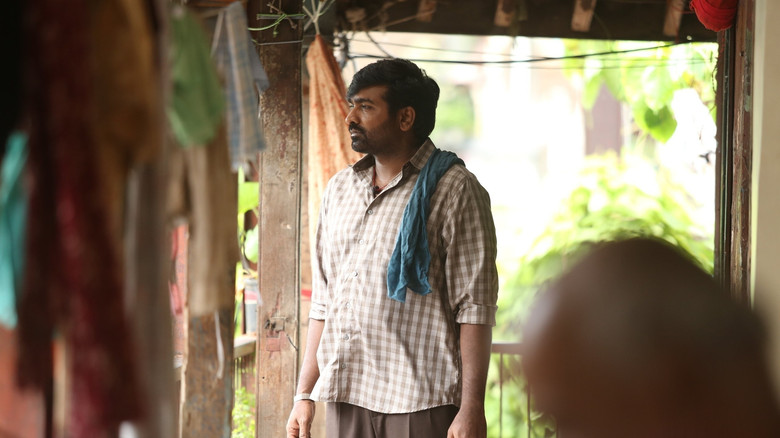 кадр из фильма Gandhi Talks