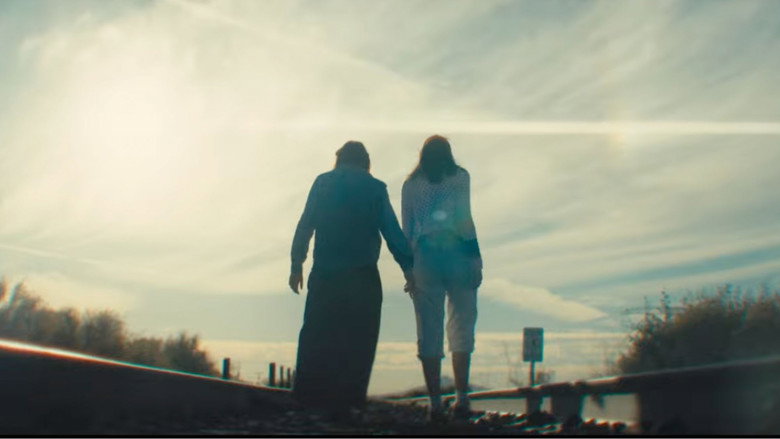 кадр из фильма Candling