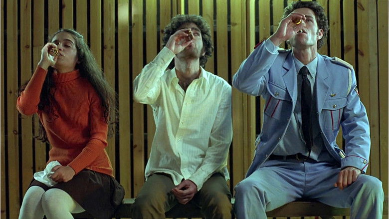 кадр из фильма Визит оркестра