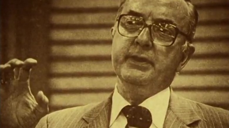 кадр из фильма Dear Jesse