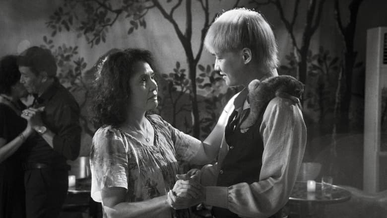 кадр из фильма Cu Li Không Bao Giờ Khóc