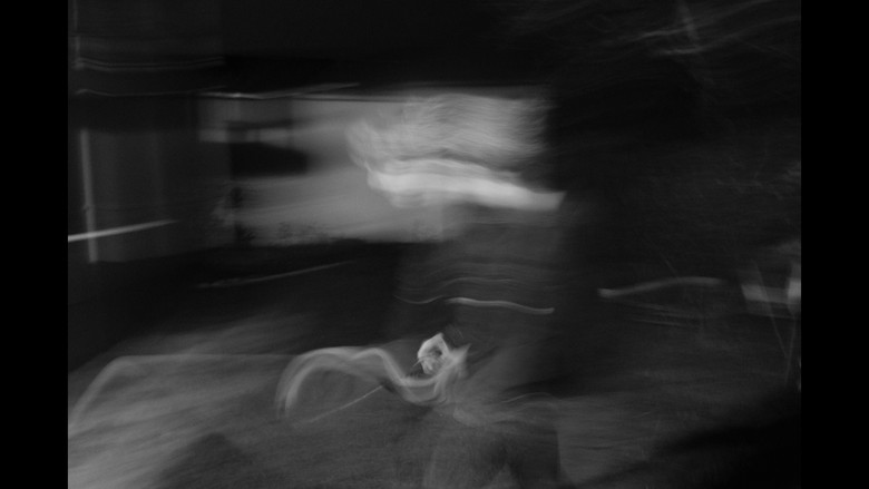 кадр из фильма AU PLUS PROFOND DE SOI