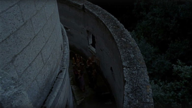 кадр из фильма Дрожь вампиров