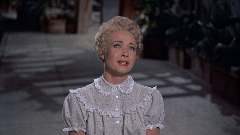 кадр из фильма Афина