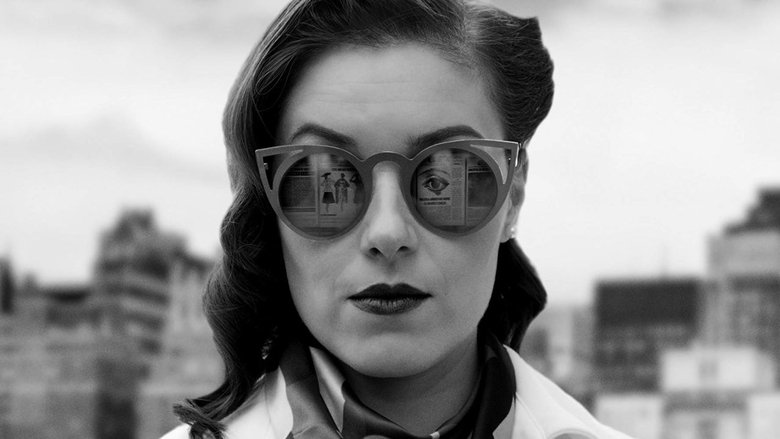 кадр из фильма Entre sombras