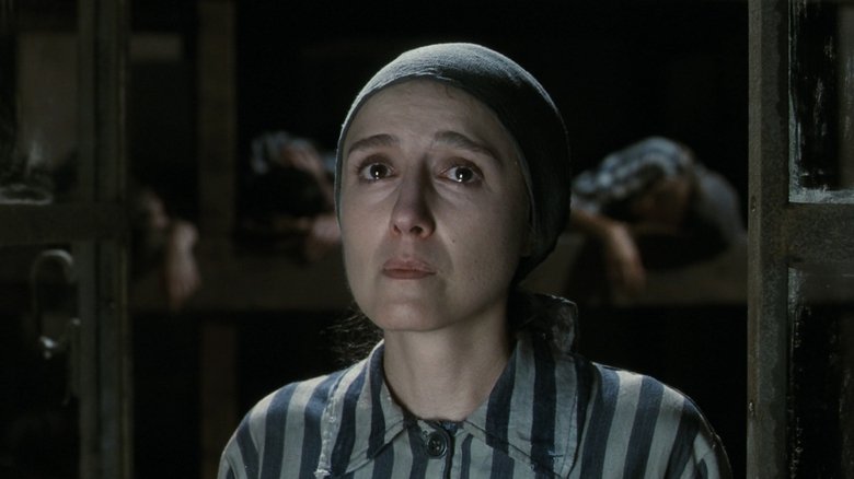 кадр из фильма Жизнь прекрасна