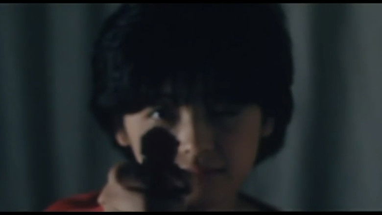 кадр из фильма 制服盗聴魔　激射・なぶる！