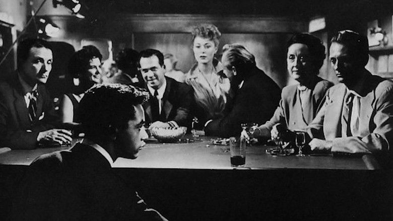 кадр из фильма Лиззи