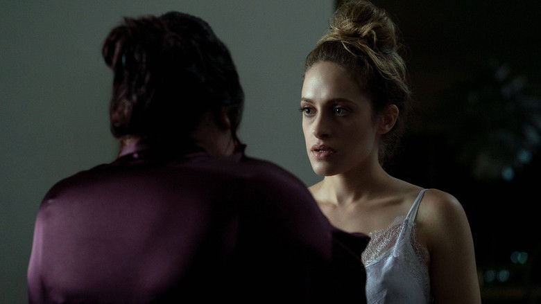 кадр из фильма Навстречу тьме: Новый год, новая я