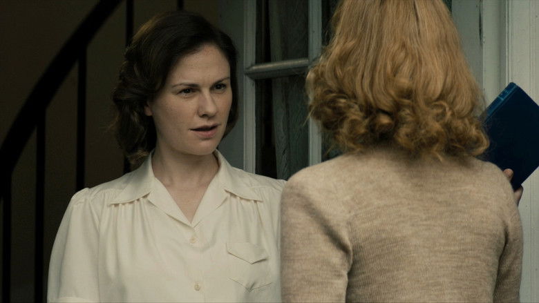 кадр из фильма Расскажи об этом пчелам