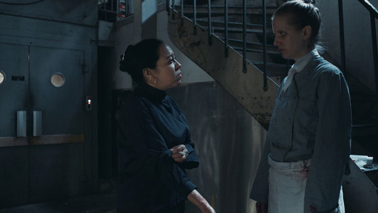 кадр из фильма Сырье