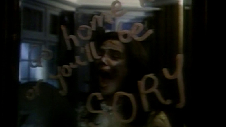 кадр из фильма World of Darkness