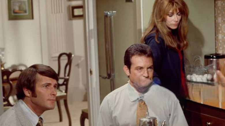 кадр из фильма Lieutenant Schuster's Wife