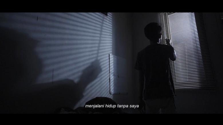 кадр из фильма 528 Hari Tanpa Kirana