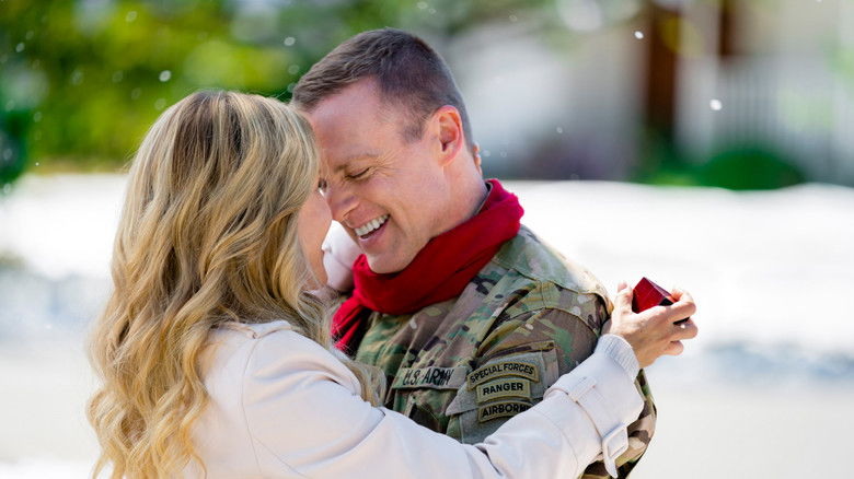 кадр из фильма Christmas Homecoming