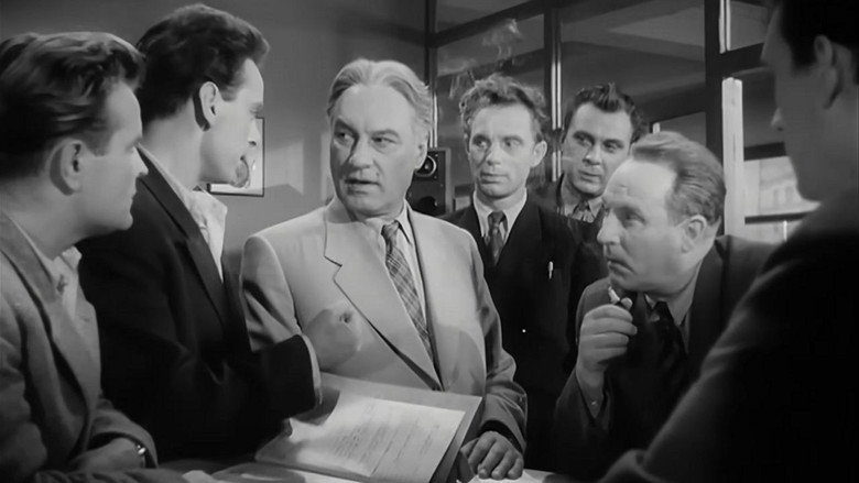 кадр из фильма Дело «пёстрых»