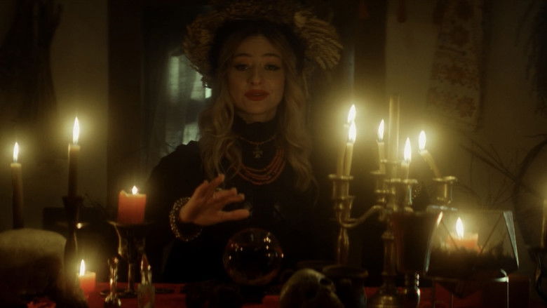 кадр из фильма Жив пес Сірко