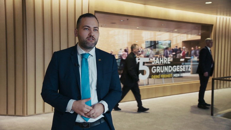 кадр из фильма Die TikTok-Armee der AfD