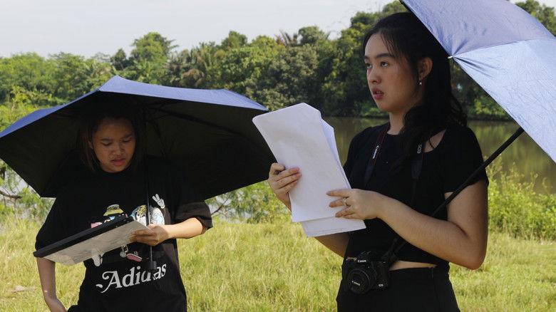 кадр из фильма Refugee of Life