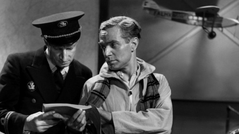 кадр из фильма Courrier Sud