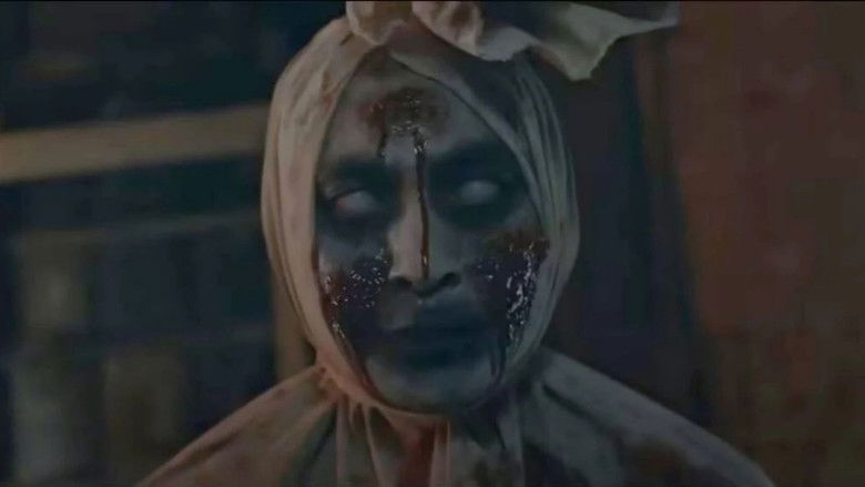 кадр из фильма Pamali: Dusun Pocong