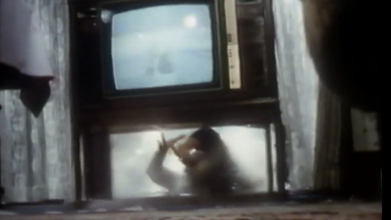 кадр из фильма モモコワンダーランド　ストレンジハウス