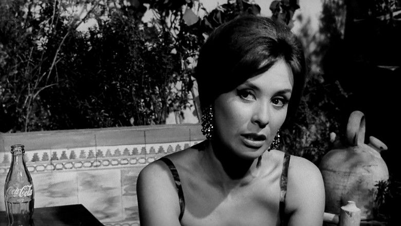 кадр из фильма El mundo sigue