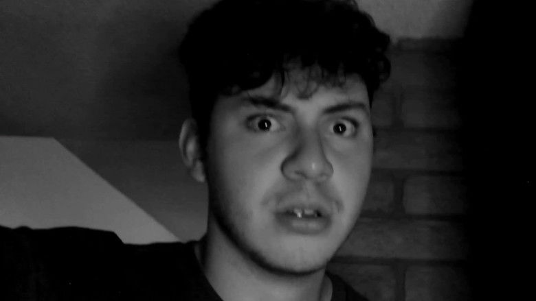 кадр из фильма The Pale Night