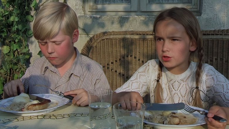 кадр из фильма Лопушок